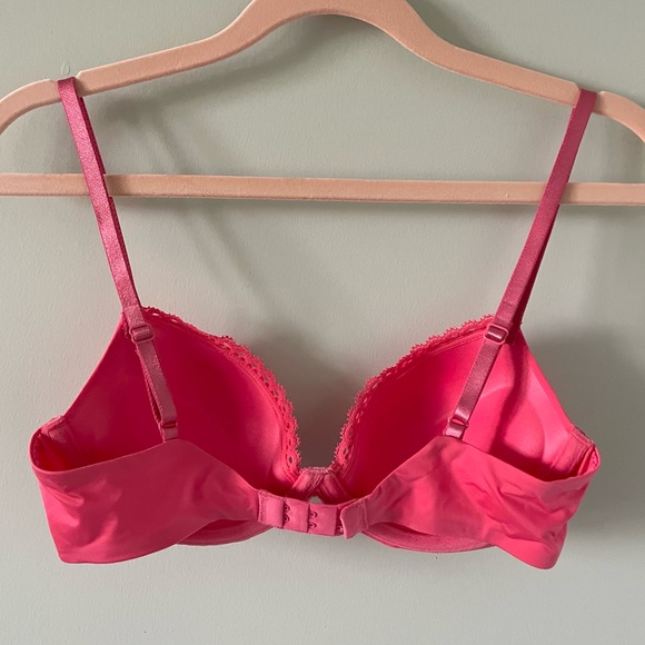Calvin Klein Push-Up Bra - Lace Trim - Bright Pink - New Without Tags - 32C - Picture 6 of 8